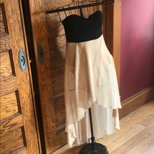 Windsor dress size m